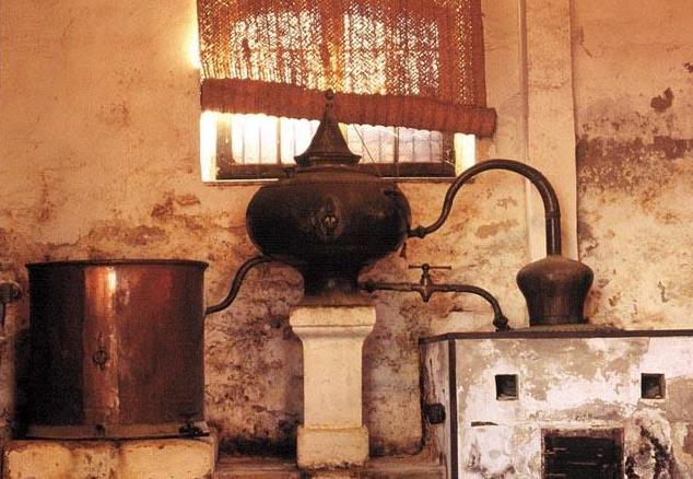 为什么朗姆酒被誉为海盗之酒,朗姆酒被称为海盗之酒的原因