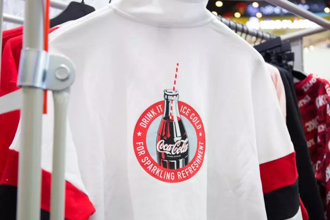 安踏快闪,北京安踏快闪店