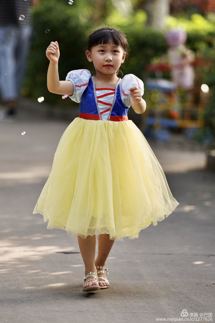 金色童年8张图片,金色的童年相片