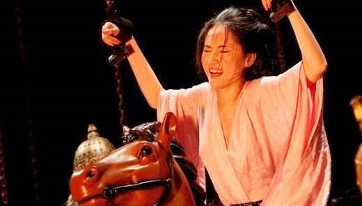 在古代欧洲，有一种刑罚和骑木驴相似，不过更残忍