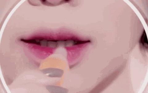 圆脸变锥子脸化妆技巧,教你圆脸化妆瘦脸技巧大全