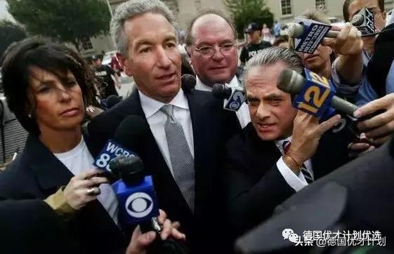 疫情之下，这个最靠谱的美国女婿为何被喷