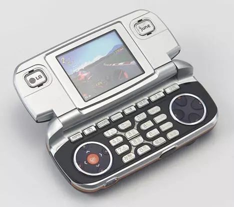 经常用手机打游戏会怎么样,用手机打的游戏