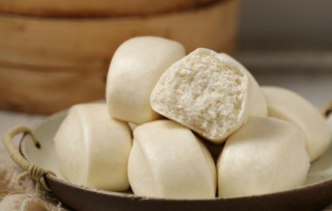 天冷发面慢教你窍门轻松发满盆,面点师教你发面千层饼的专业做法