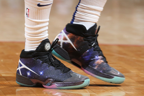 今日nba战靴,保罗加索尔战靴