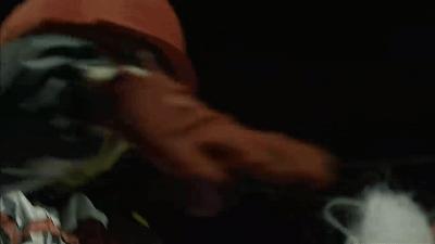 一人一马攀登高峰望故乡完整版,一人一马励志电影