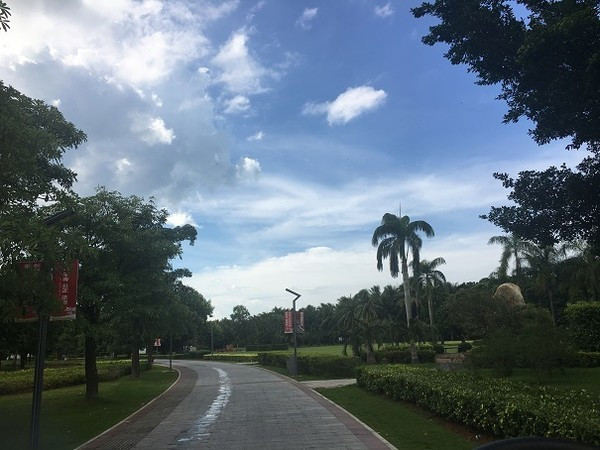 领略海口美丽风光，尝尽海口的各种美食