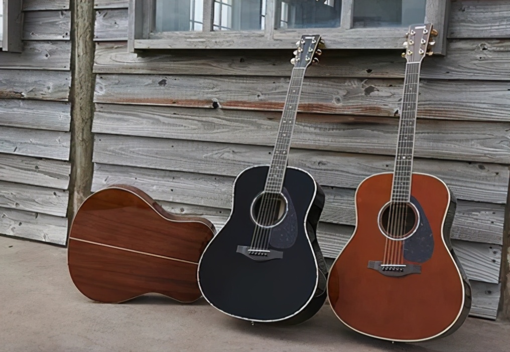 don吉他和雅马哈吉他哪个好,雅马哈可以自弹的钢琴