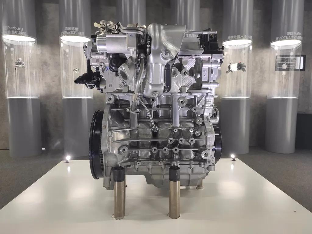 长安逸动plus1.4t马力测试,长安逸动plus和荣威i6plus哪个好