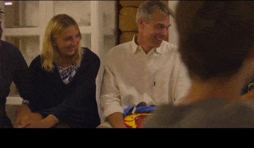 耗费十余年打造透明“自然屋”,瑞典爸爸终与自闭症儿子和解