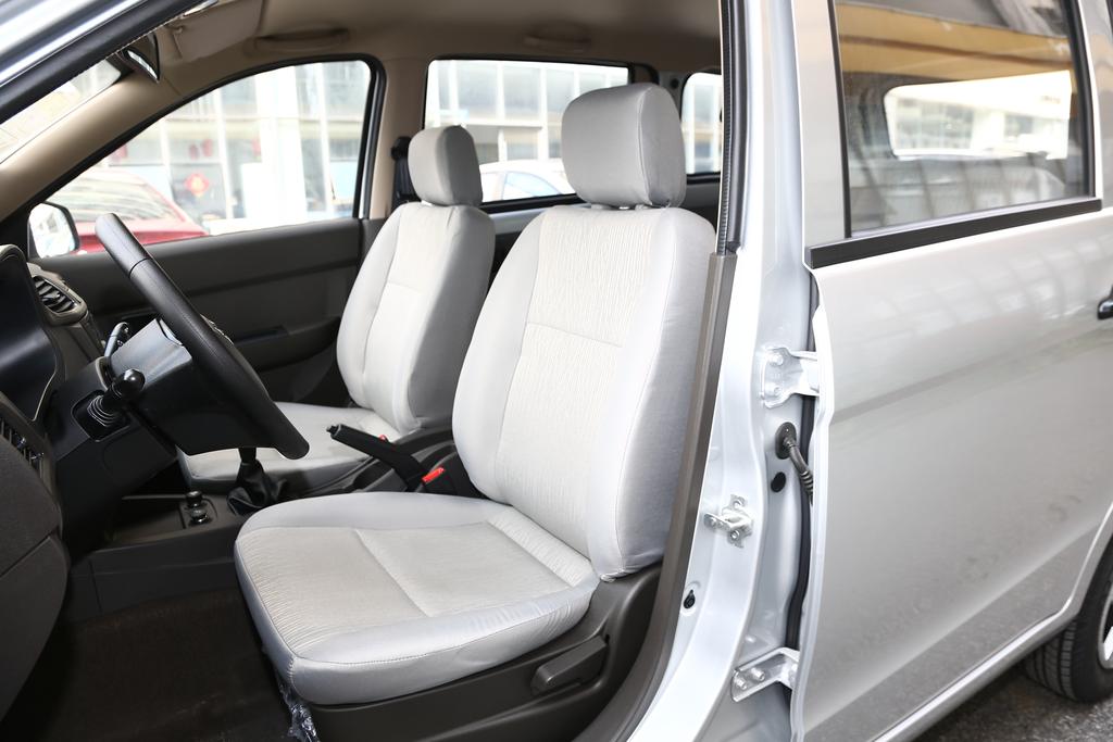 五菱宏光新款皮实,目前五菱宏光最新款车型