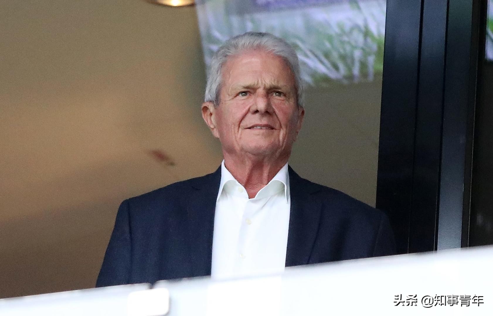 拜仁霍村事件回顾,霍村老板霍普捐股份