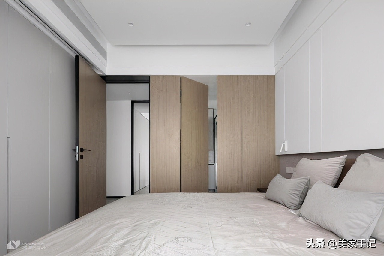 电视墙柜子美观实用大气,深圳夫妇全屋打柜子