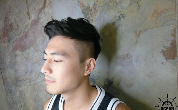 男士发型烫发卷发推荐,男士帅气烫卷发发型图片2015款