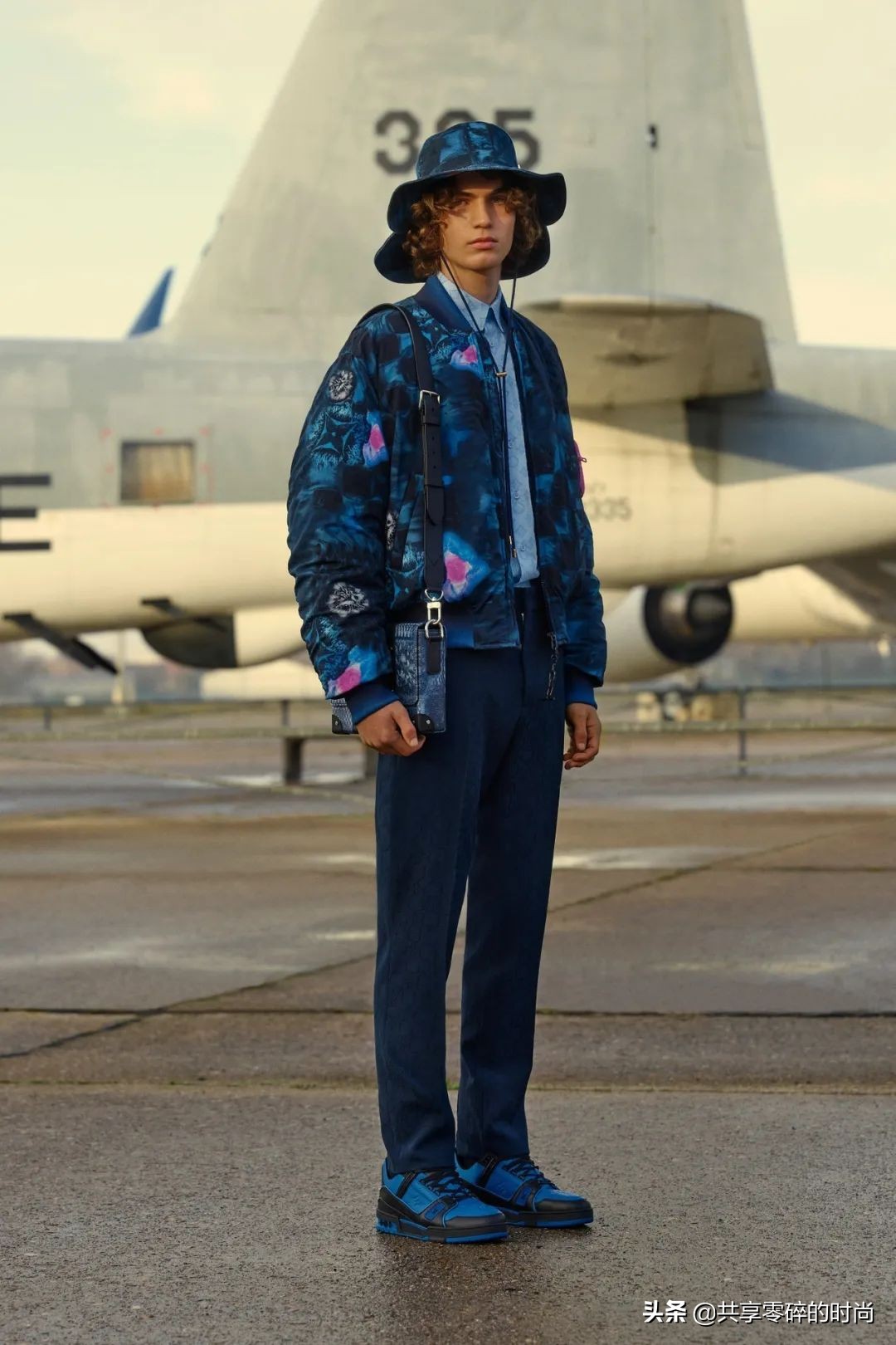 路易威登lv2015春夏男装系列,lv路易威登2023年男装