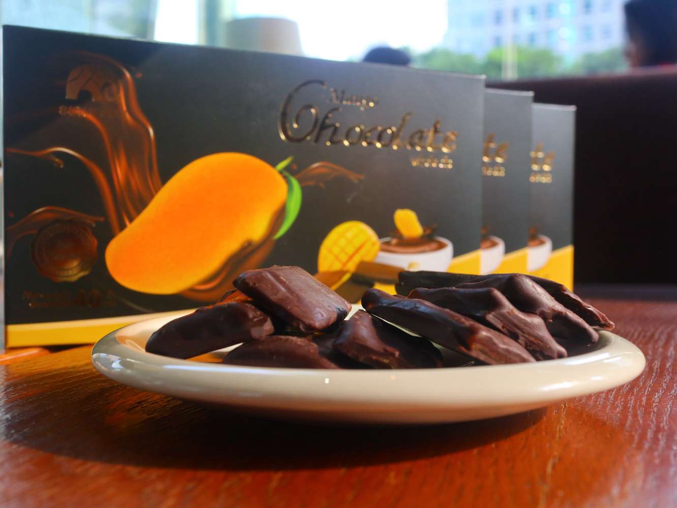 泰国巧克力芒果干,白巧克力椰丝芒果干