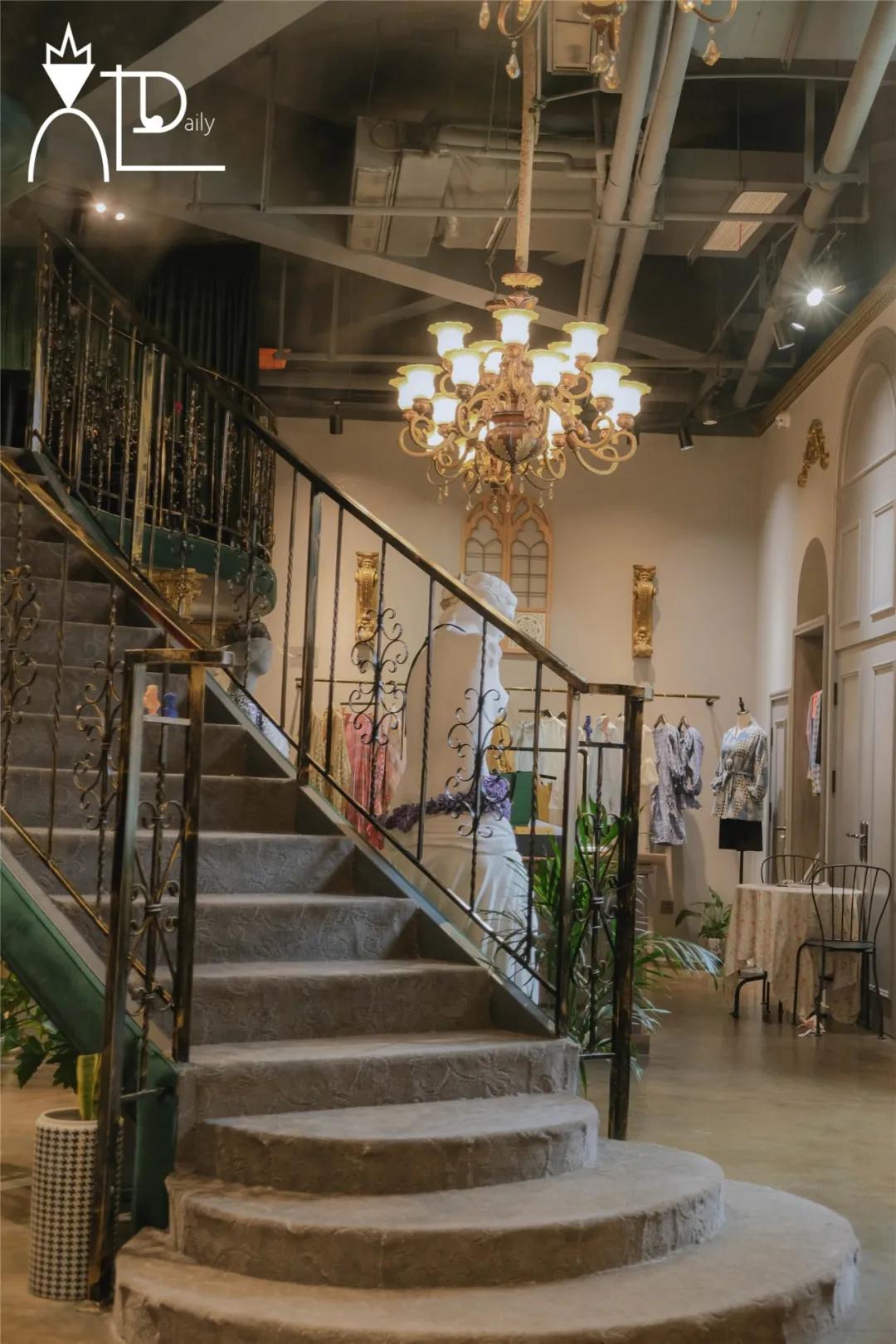 青岛品牌买手店,青岛买手店设计师