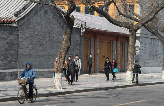 82年2000000块钱抵现在多少钱,80年代有1万块钱相当于现在的多少