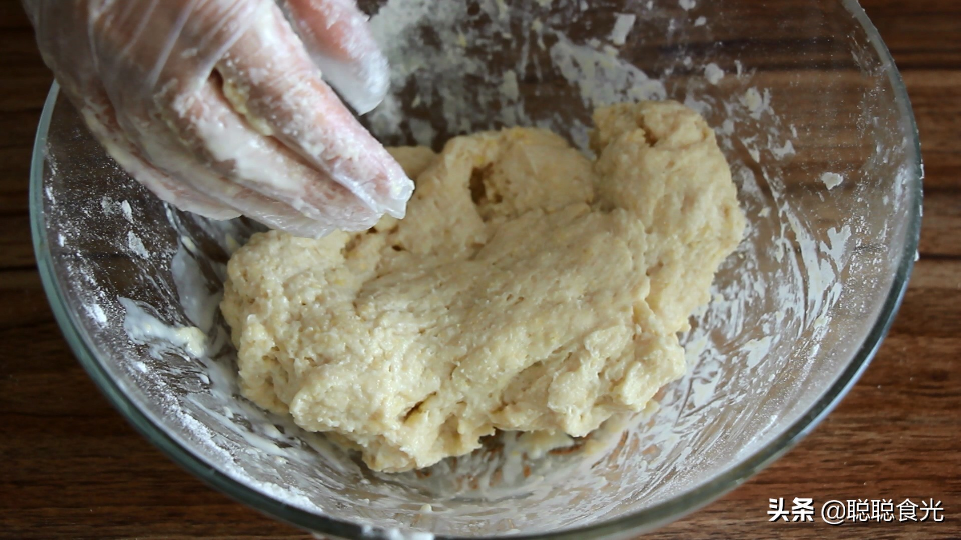 面包机也能做出来的拉丝吐司面包,做吐司面包如何不需要揉面