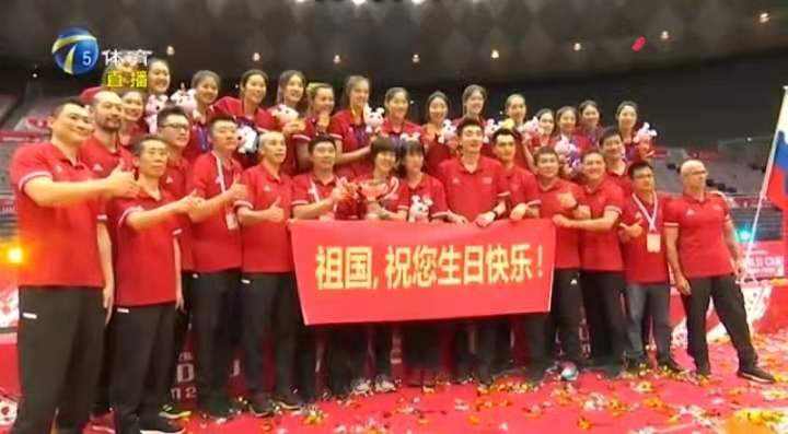 河南农村女孩，靠打排球，年薪超千万，逆袭成女排队长、奥运冠军