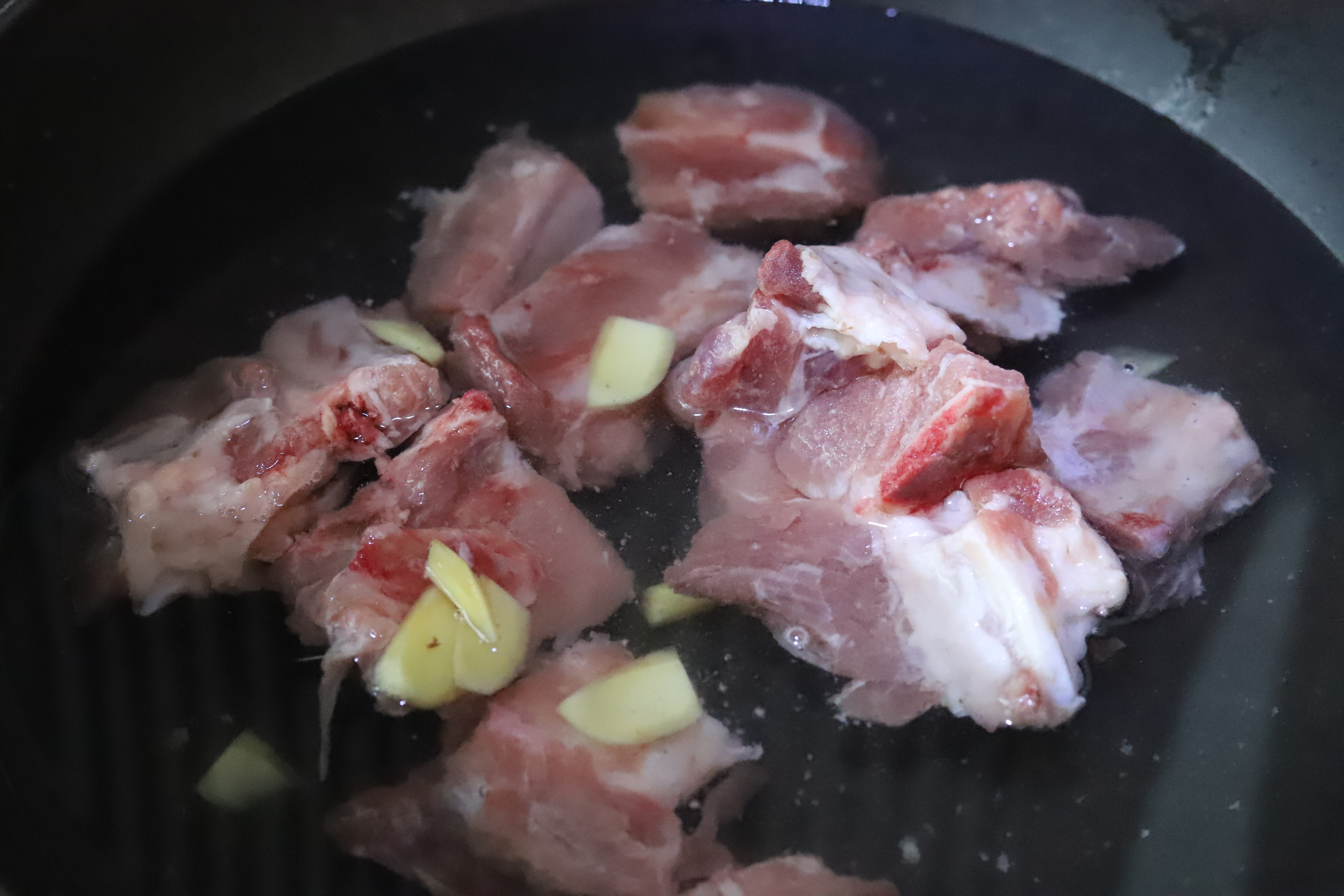 秋天多喝这个汤，宁心安神，香糯可口，营养美味不上火