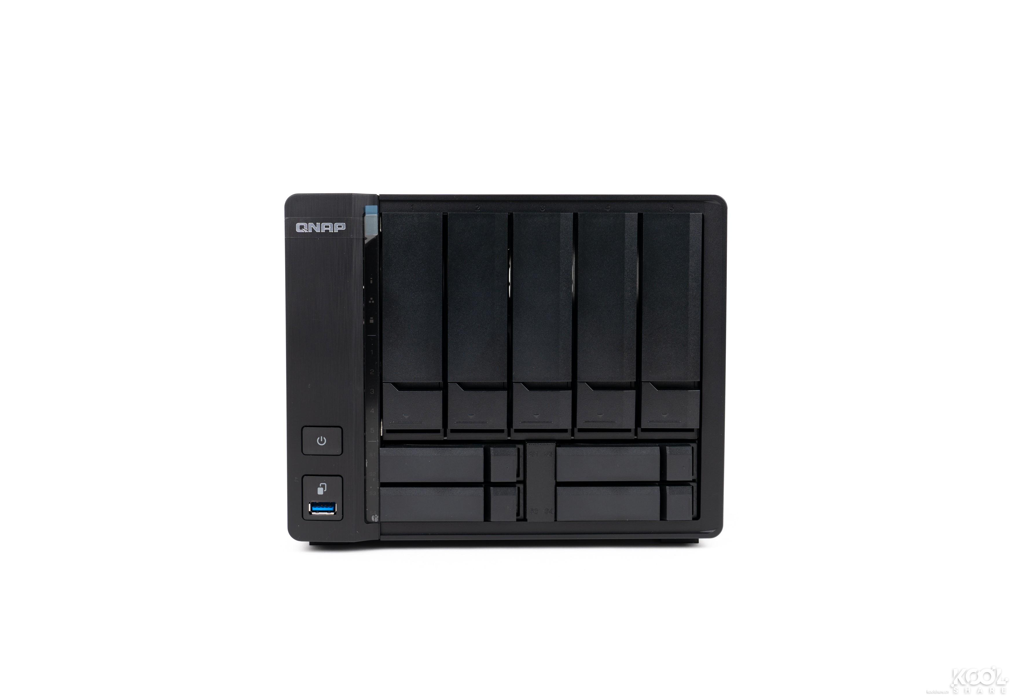 经济型9盘位NAS,QNAPTVS-951N开箱拆解评测