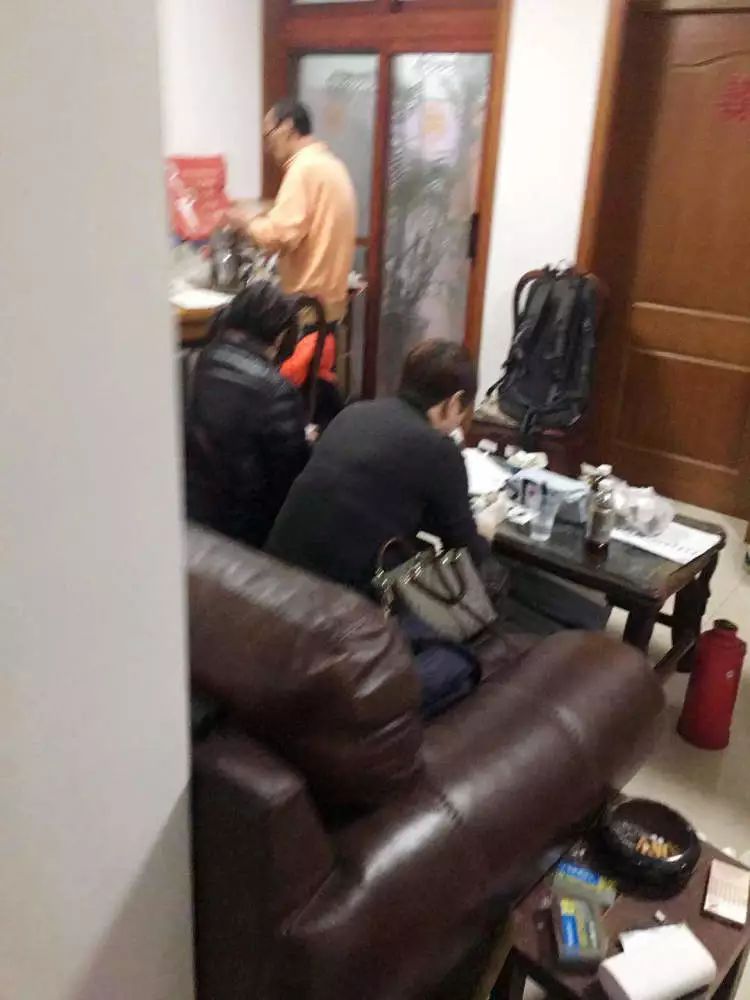 触目惊心的餐饮后厨,触目惊心黄记煌后厨