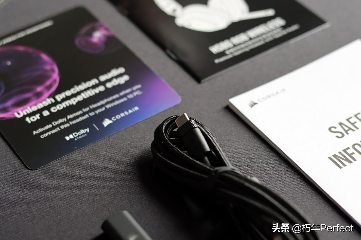 海盗船hs70无线耳机评测,海盗船hs80耳机开箱