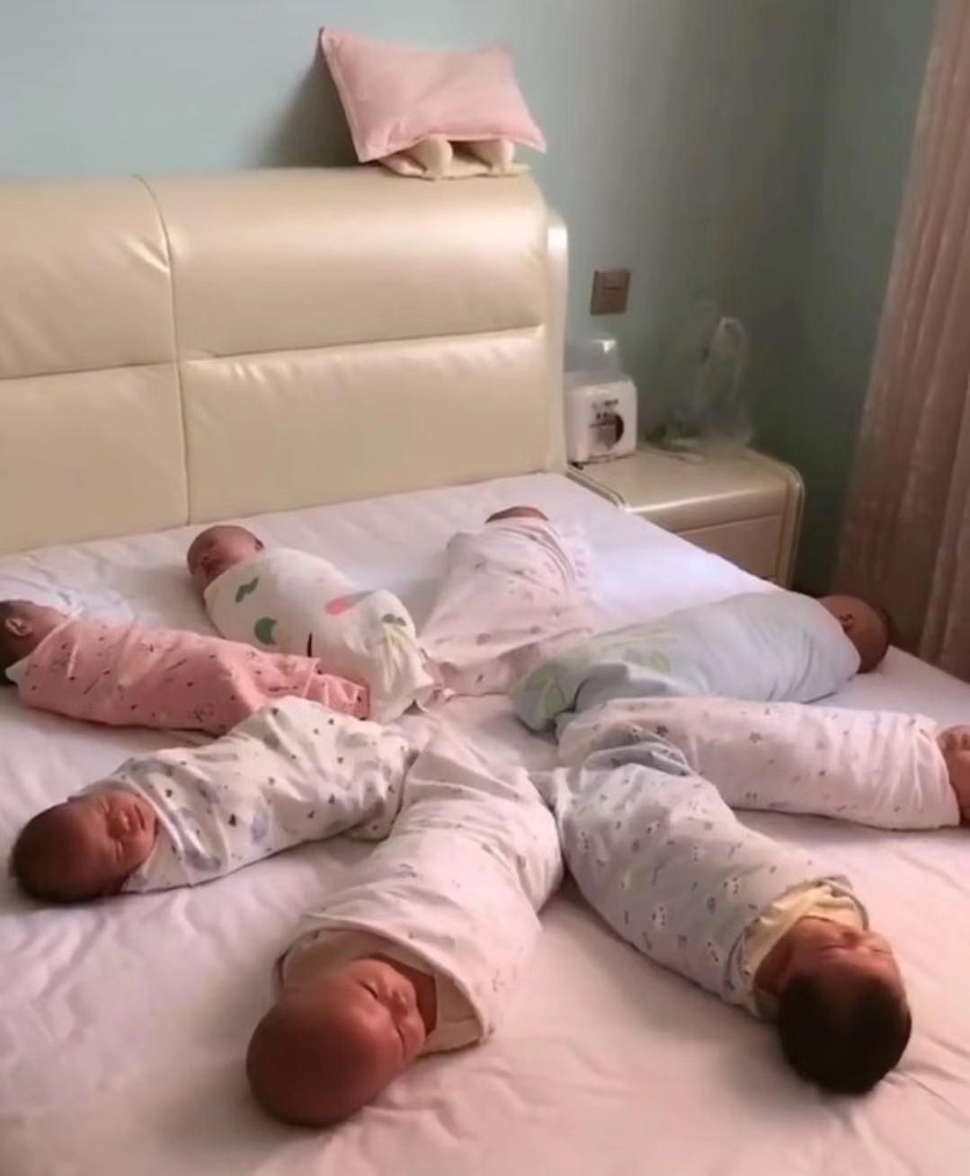 生孩子家长有什么感受,生七胞胎的真实感受