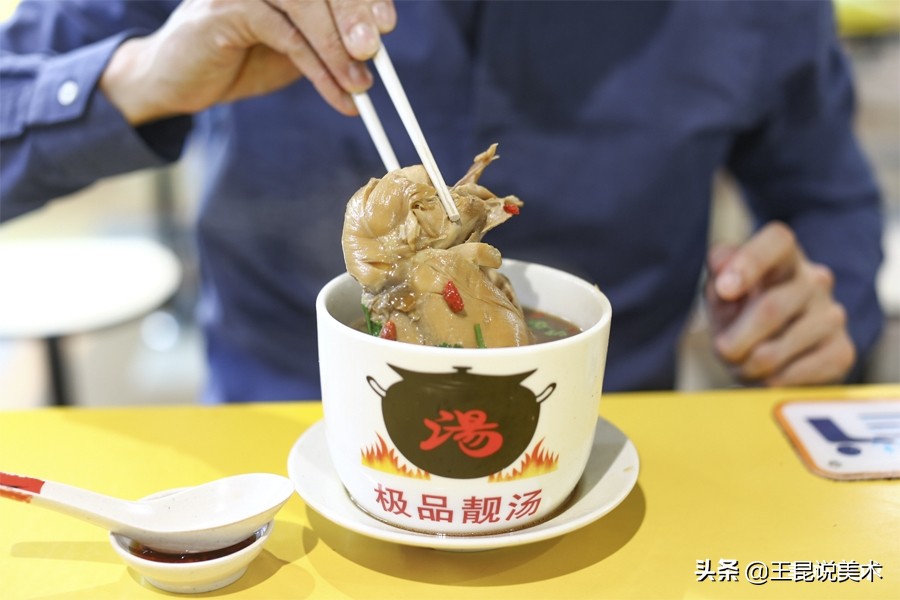 新加坡超火的10家小吃店上集,新加坡国内受欢迎的食品