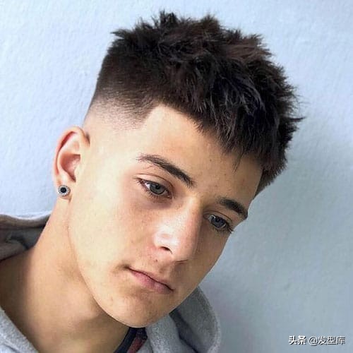 干练清爽的男士短发样式,精简发型男短发