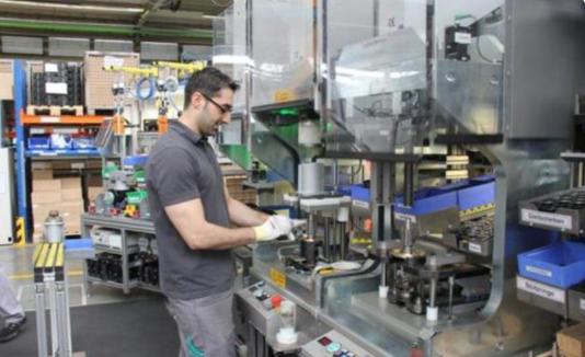 德国工人离职率低,德国工人离职率高吗