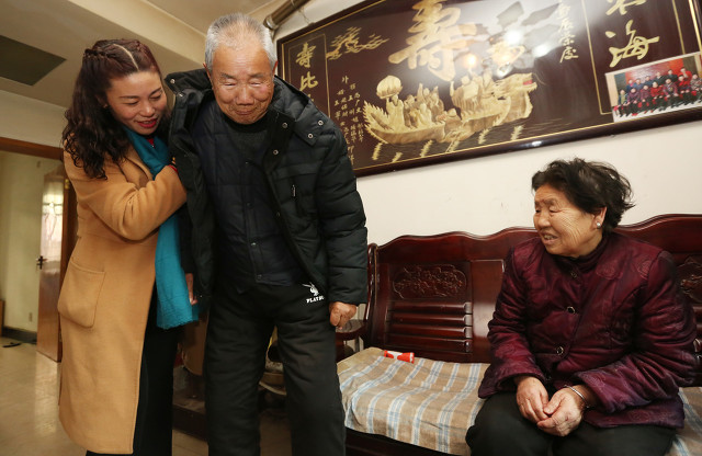 被骗不听劝过后的反应,家里老年人被骗了劝不回怎么办