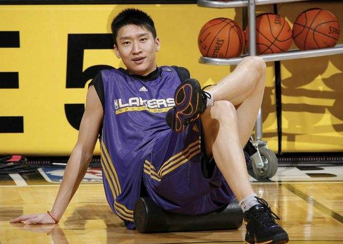 中国男篮十大帅哥排行榜,中国篮坛第一人王治郅