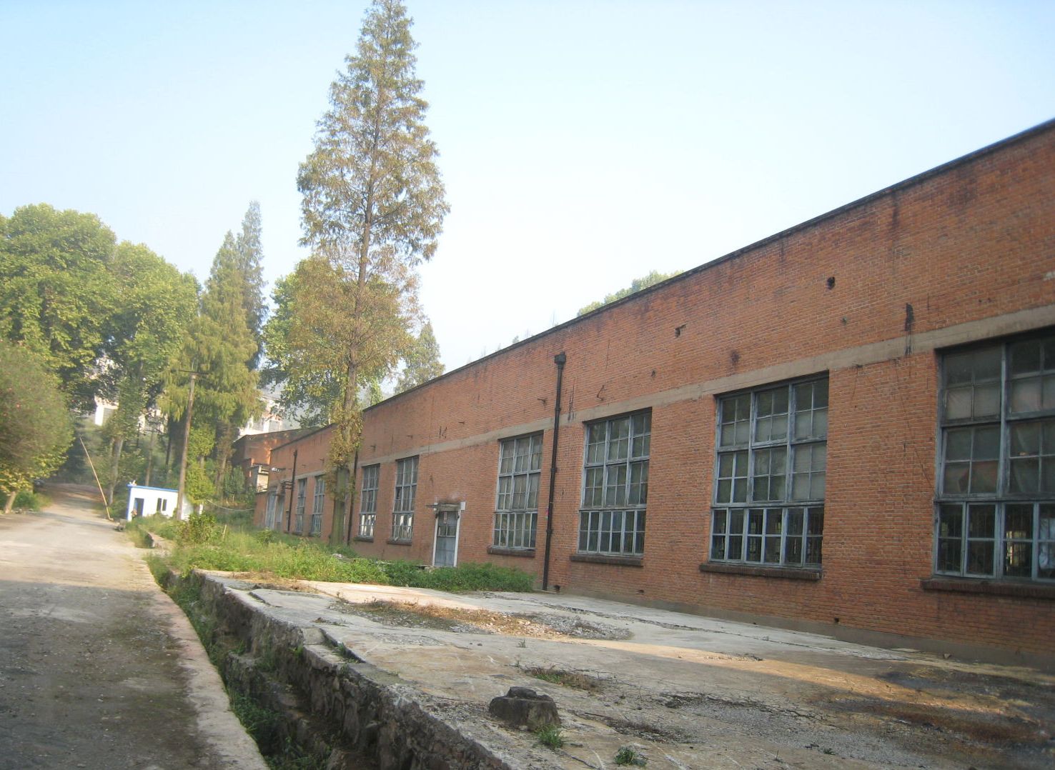 一个神秘废弃军事基地,贵州废弃的军工洞