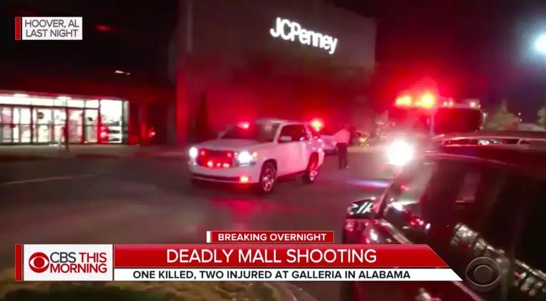 黑五疯狂打折视频,黑五冲进商场