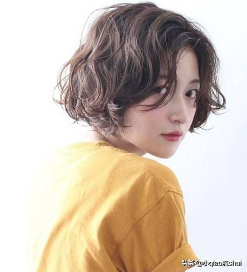 适合圆脸的齐肩锁骨发造型烫发,齐肩锁骨发圆脸卷发