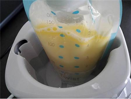宝妈辛苦攒下的母乳被丢掉,宝妈辛苦攒下200袋冻奶乳