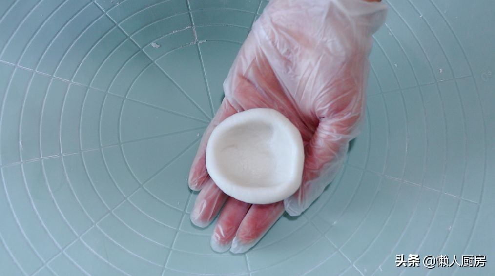 年糕不用微波炉用开水泡软吗,很好吃的年糕爆浆不用煮