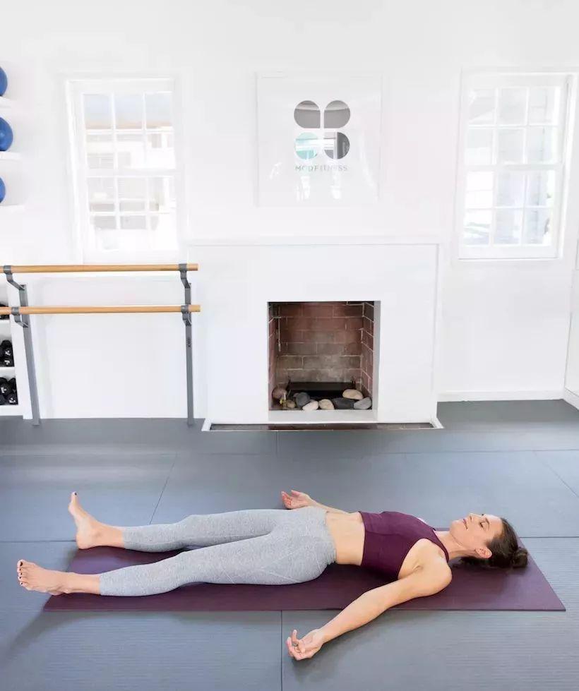 每天10分钟莲花座冥想，百病不侵.盘一次年轻一次