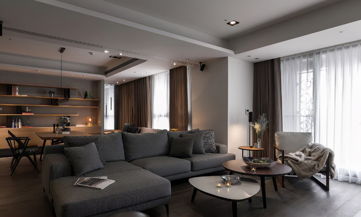 亮面砖铺完不平整,客厅铺哑光砖好看还是亮面砖好看