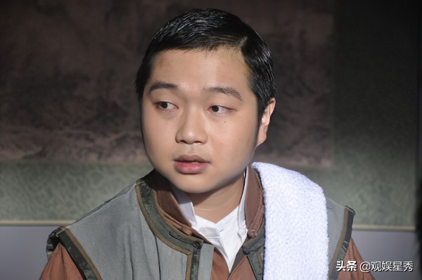 周星驰酱爆搞笑片段,周星驰电影配角酱爆经典片段