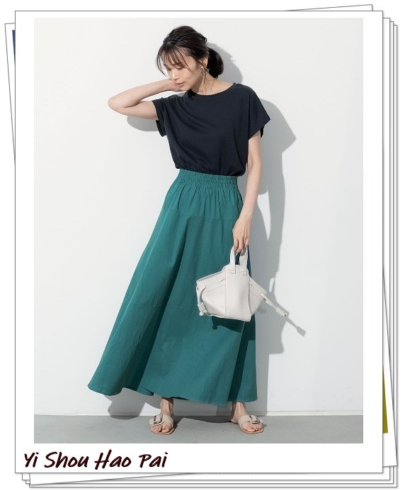 蓝色给人凉爽的感觉是什么心理,夏天蓝色衣服怎么搭配好看