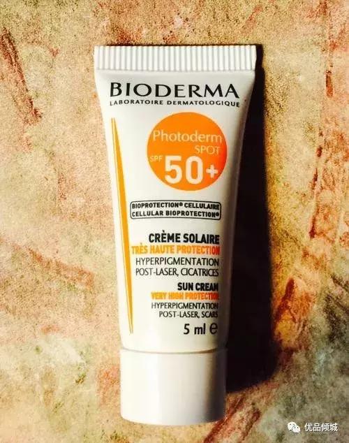 保持皮肤夏季依旧洁白如雪，这些防晒产品怎能少？