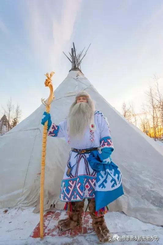 俄罗斯有多少青壮年,俄罗斯圣诞老人中国圣诞老人