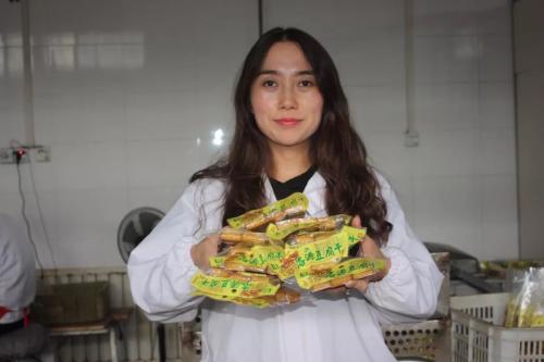 秦岭深处绽芳华——记商洛市洛南县*党**代表、返乡创业女大学生王洋