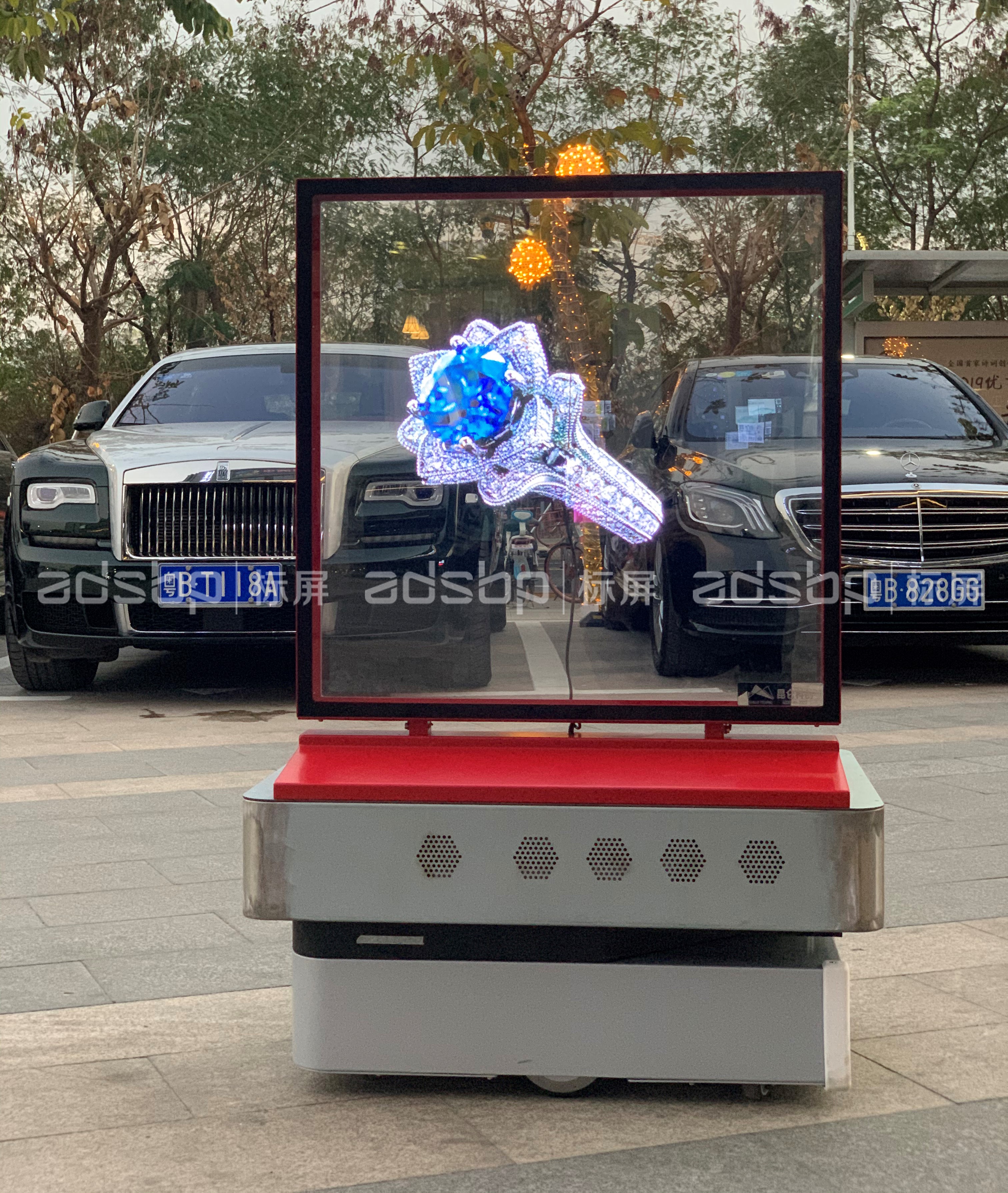 透明屏和裸眼3d风扇的区别,3d裸眼全息风扇