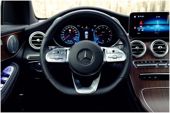 深度试驾奔驰glk300,24款奔驰glc300l豪华7座试驾