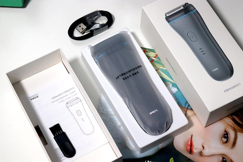 致敬博朗，三刀头柔和利落：须眉灵动3往复式剃须刀体验