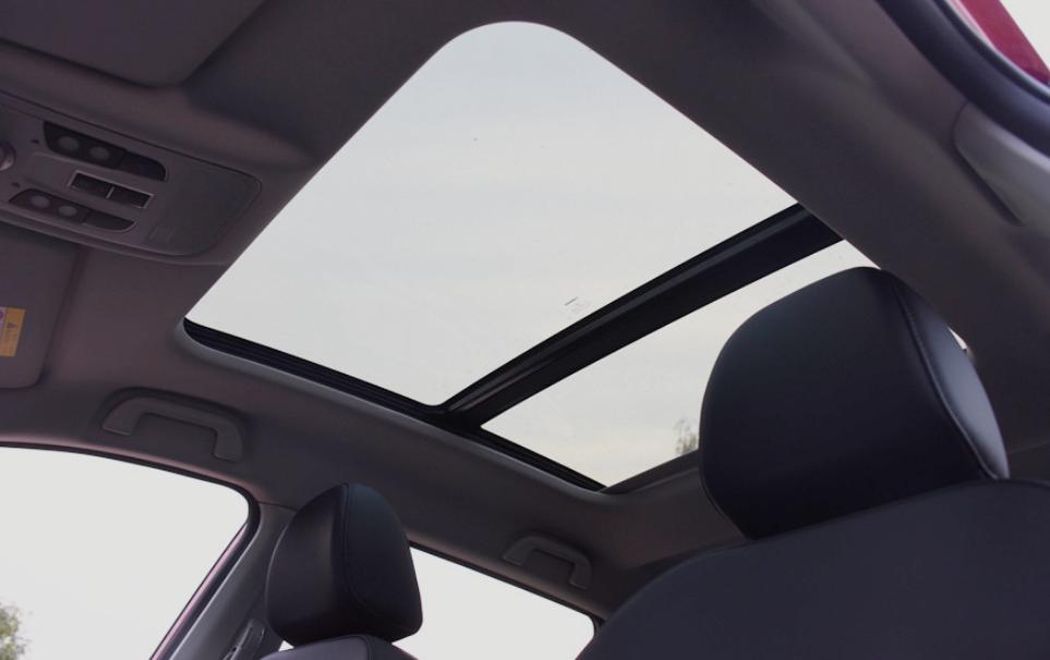 哈弗h2创享版红标双离合智尚型,哈弗h2精英版值得购买吗